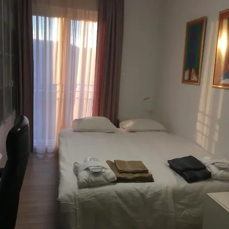 Appartement Beautiful Penthouse Apartment At Porta Nigra *
